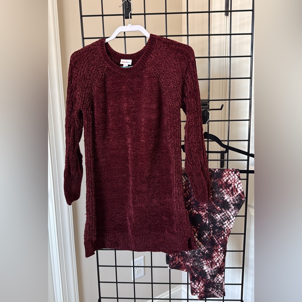 LuLaRoe Maroon Crew Neck Sweater